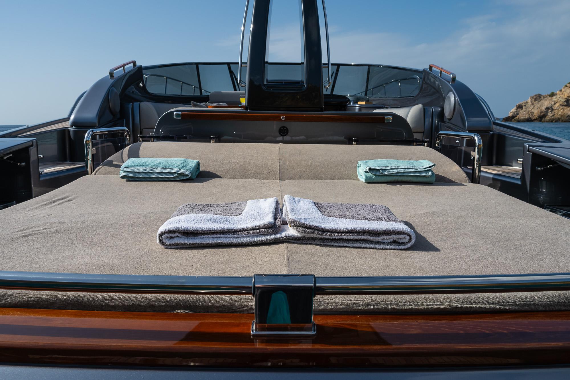 2013 RIVA 63' VIRTUS 